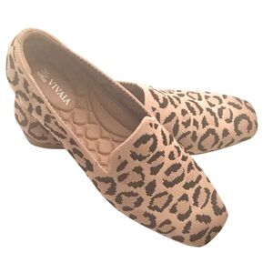 Vivaia Samantha Walker Loafer Square toe Leopard Print Slip-ons Size EU 40/US 9